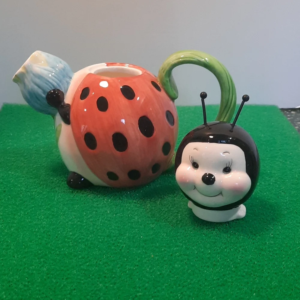 ladybug creamer